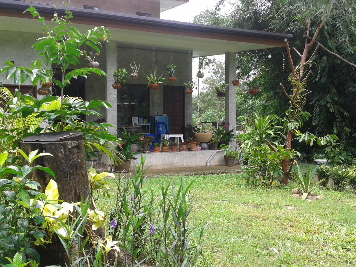 Nananuira Apartment And Room Khao Lak Dış mekan fotoğraf