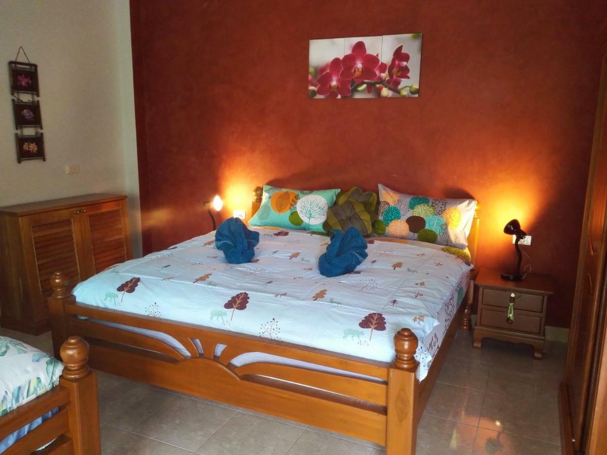 Nananuira Apartment And Room Khao Lak Dış mekan fotoğraf
